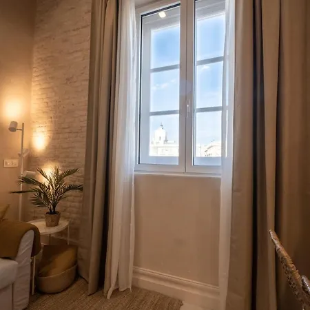 Inncadizcasa Apolo * Кадис