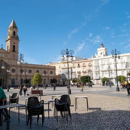 Апартаменты Inncadizcasa Apolo Кадис