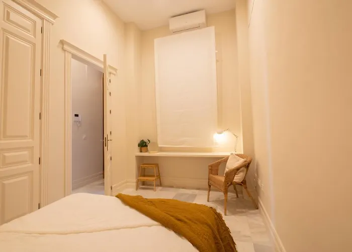 Inncadizcasa Apolo * קדיז