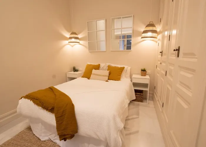 Inncadizcasa Apolo * קדיז