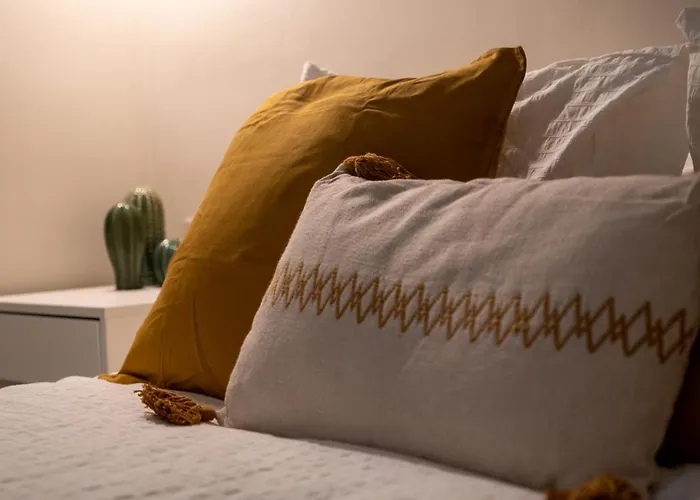 Inncadizcasa Apolo דירה